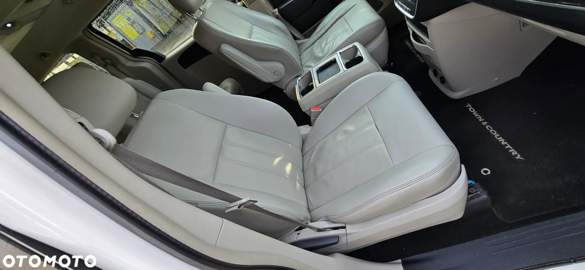 Chrysler Town & Country 3.6 Touring - 8