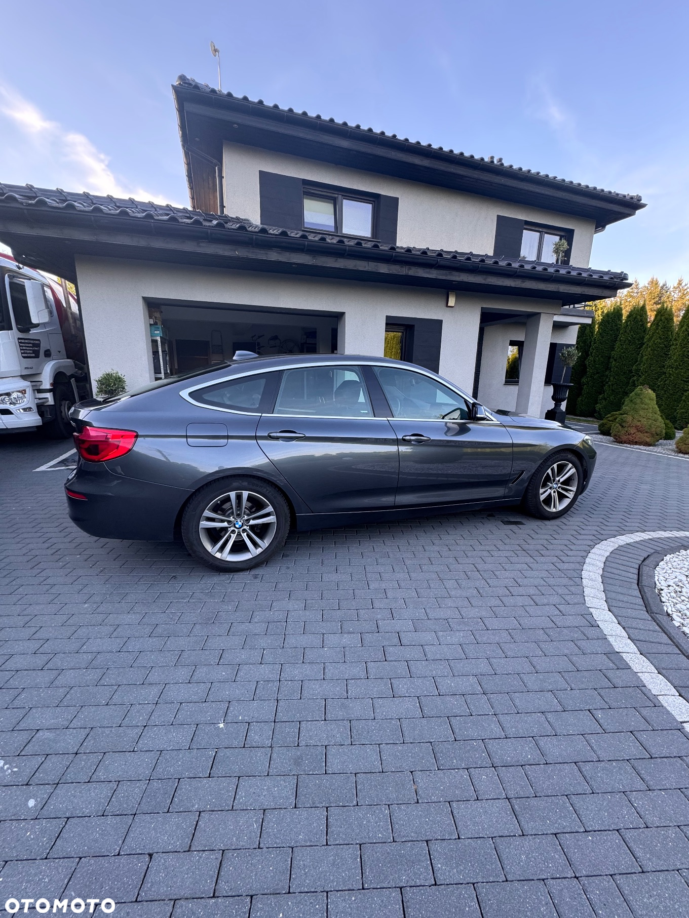 BMW 3GT 330i xDrive - 6
