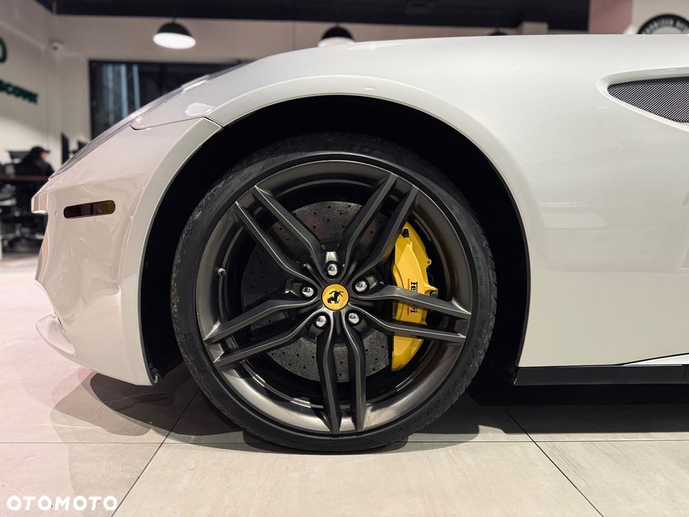 Ferrari FF Standard - 3