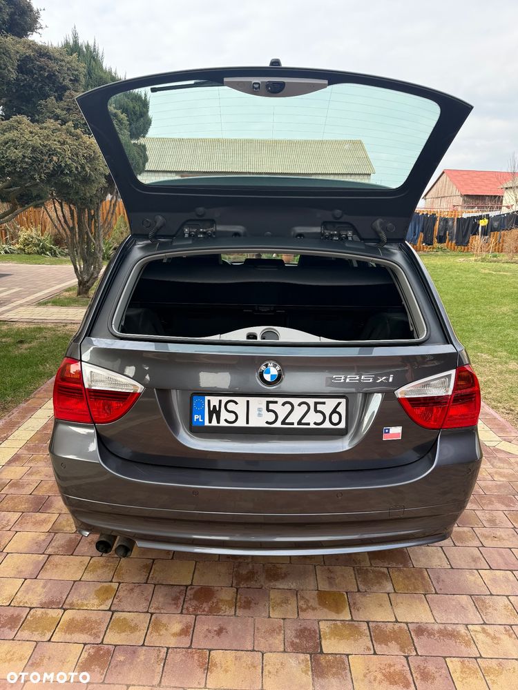 BMW Seria 3 325xi - 8