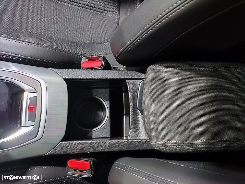 Peugeot 308 SW 1.5 BlueHDi Allure - 27