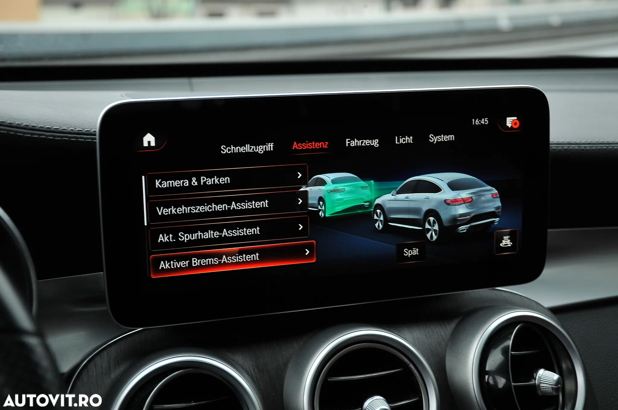 Mercedes-Benz GLC Coupe 300 d 4Matic 9G-TRONIC AMG Line Plus - 28
