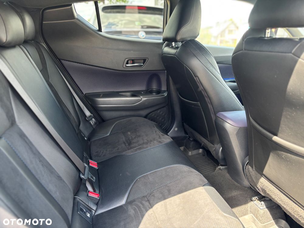 Toyota C-HR 1.2 T Dynamic CVT 4x4 - 24