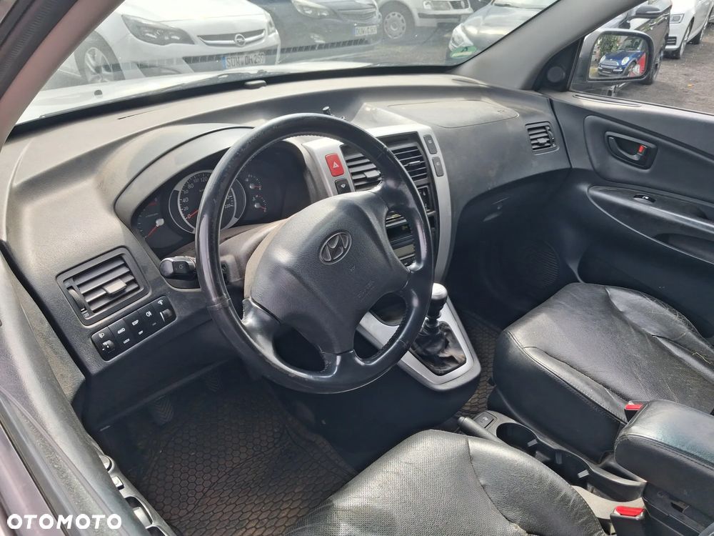 Hyundai Tucson 2.0 CRDi VGT 4WD GLS - 9