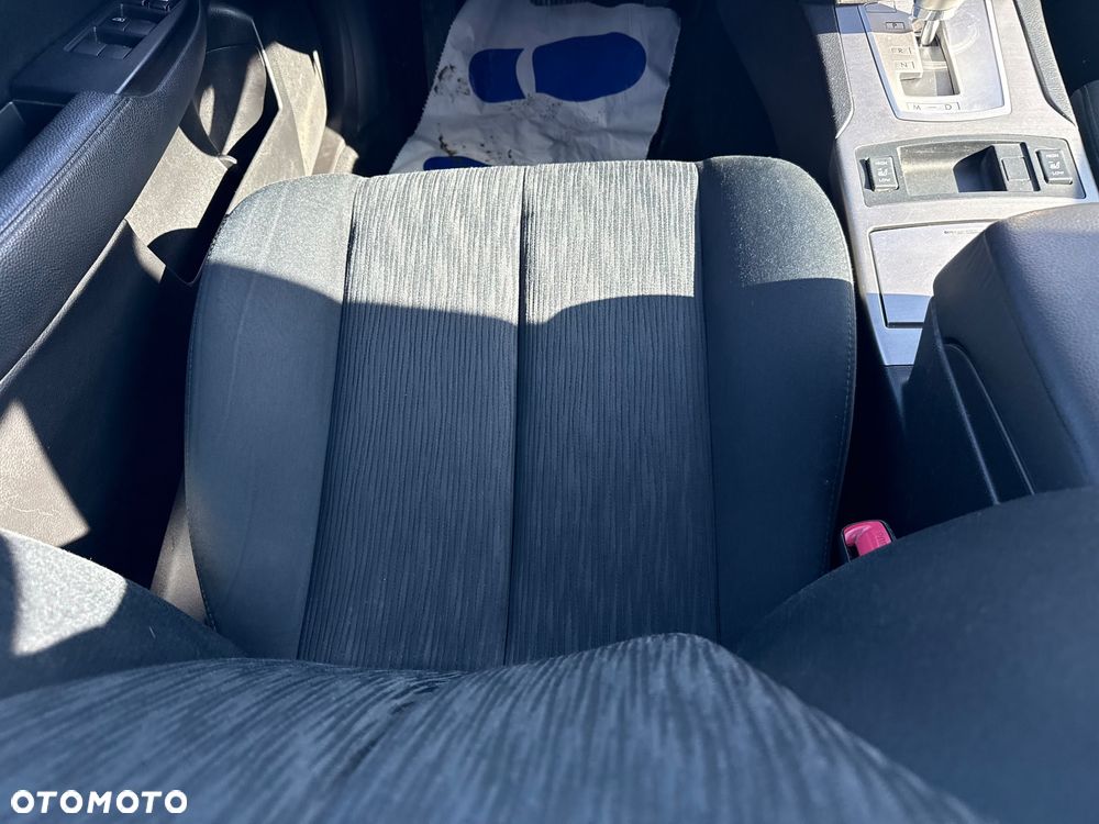 Subaru Legacy 2.0i Lineartronic Trend - 15