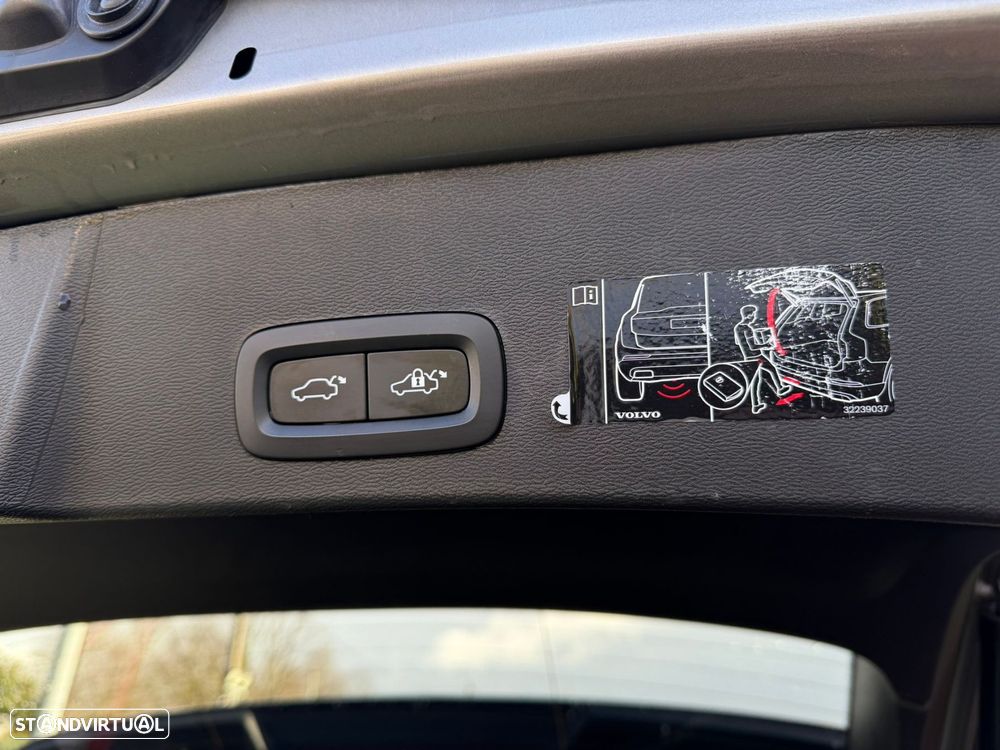 Volvo XC 40 1.5 T5 PHEV R-Design - 56