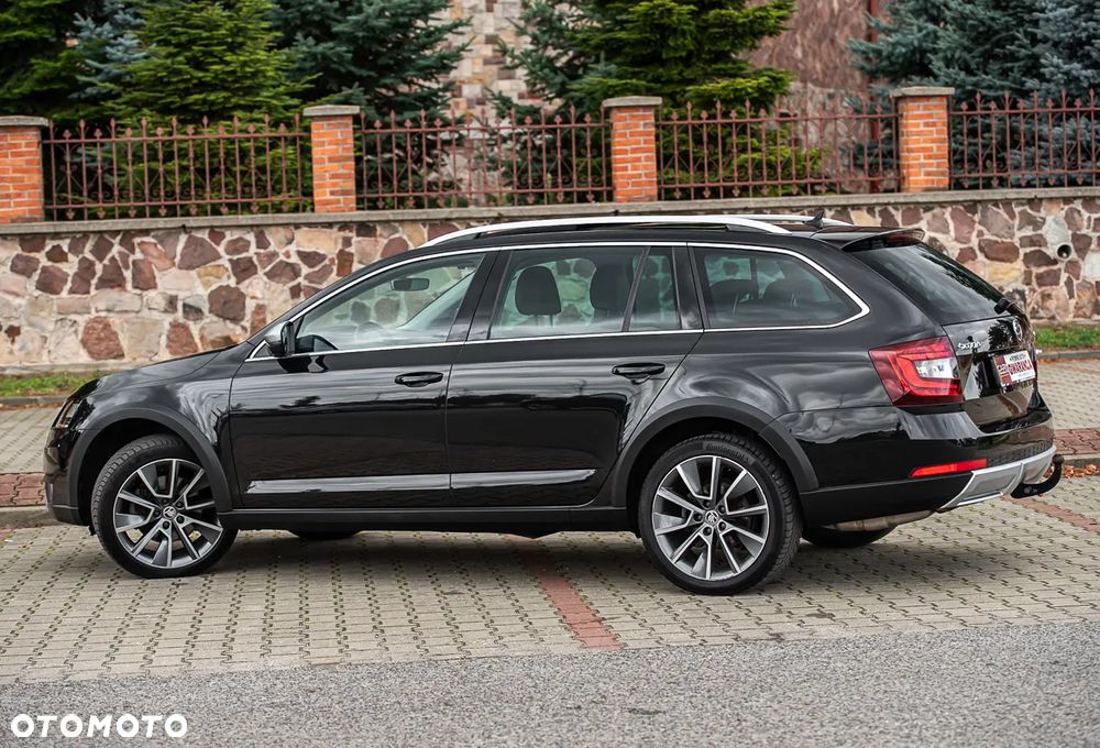 Skoda Octavia Scout 2.0 TDI 4x4 DSG - 13