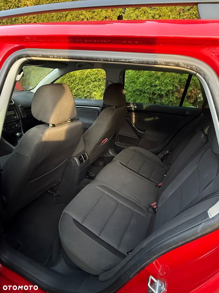 Volkswagen Golf 1.6 TDI Highline - 7