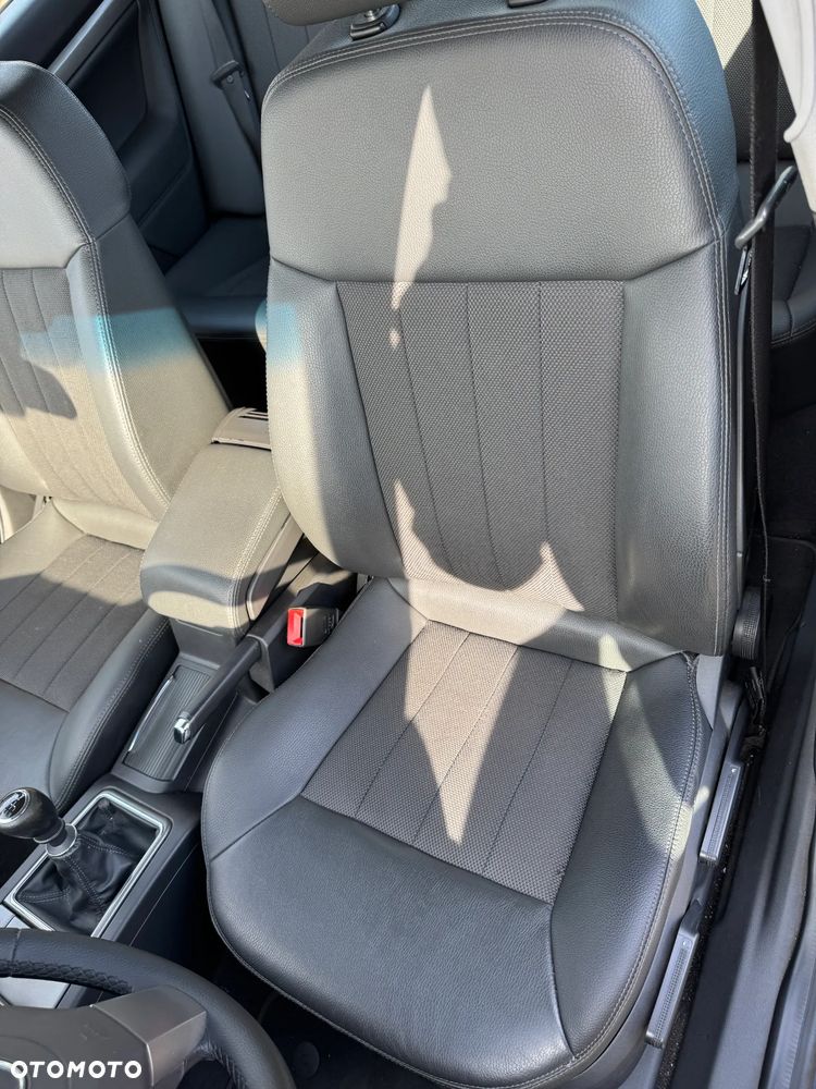 Opel Vectra 1.9 CDTI DPF Cosmo - 8