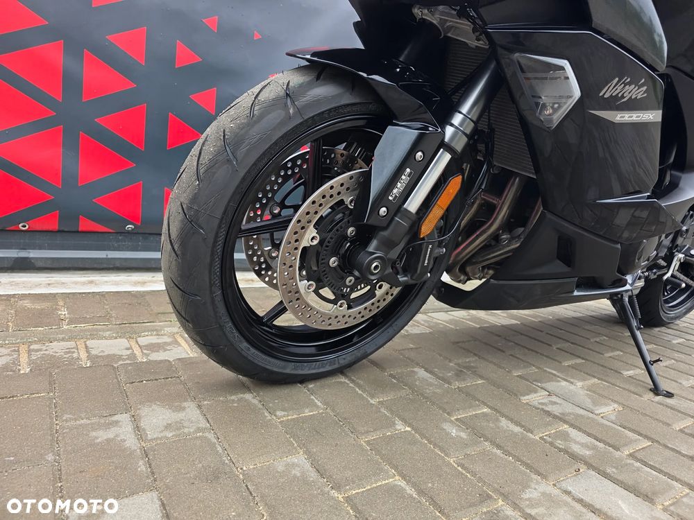 Kawasaki Ninja 1000 SX - 12