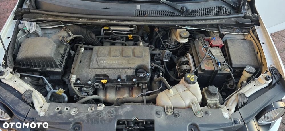 Chevrolet Aveo 1.2 LS - 10