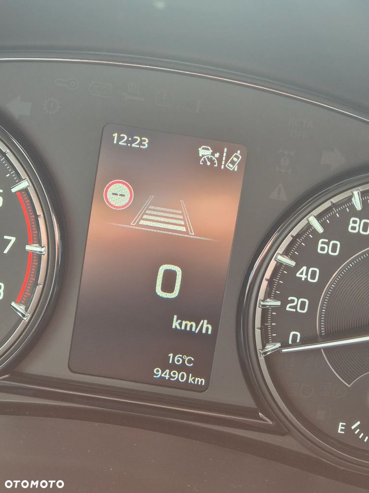 Suzuki SX4 S-Cross ver-1-4-shvs-premium-plus-sp - 2