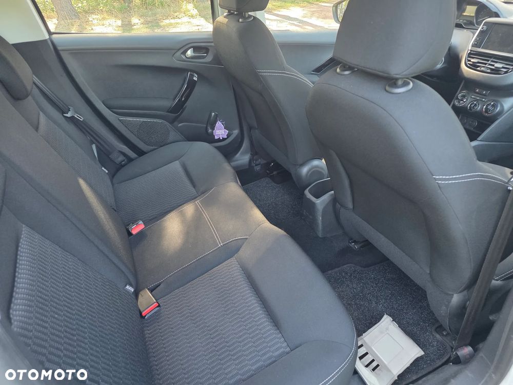 Peugeot 208 BlueHDi 100 Active Pack - 15