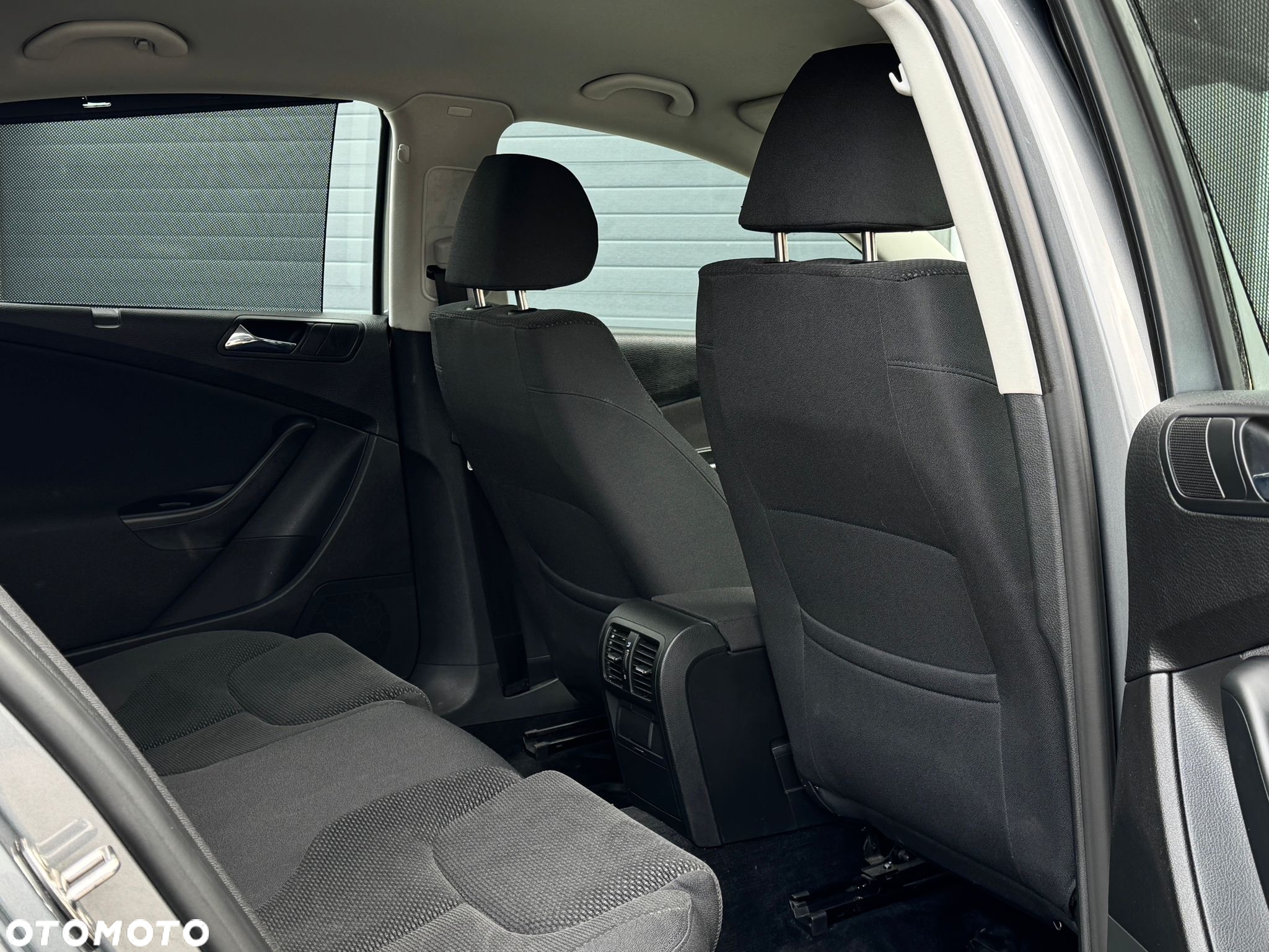 Volkswagen Passat 2.0 TDI Comfortline - 15