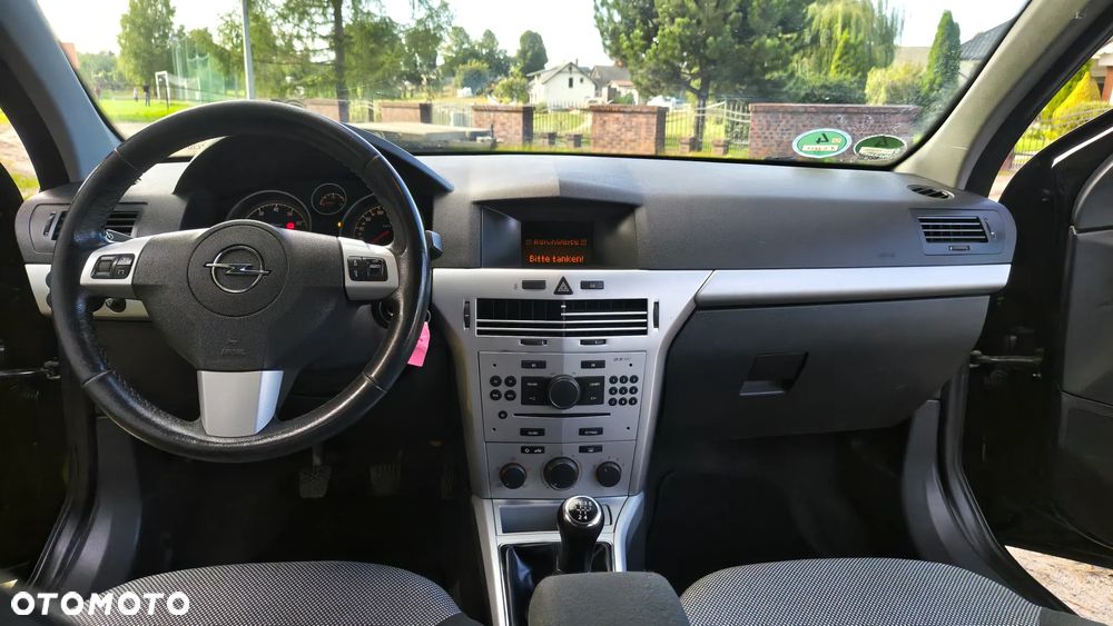 Opel Astra 1.6 Cosmo - 25