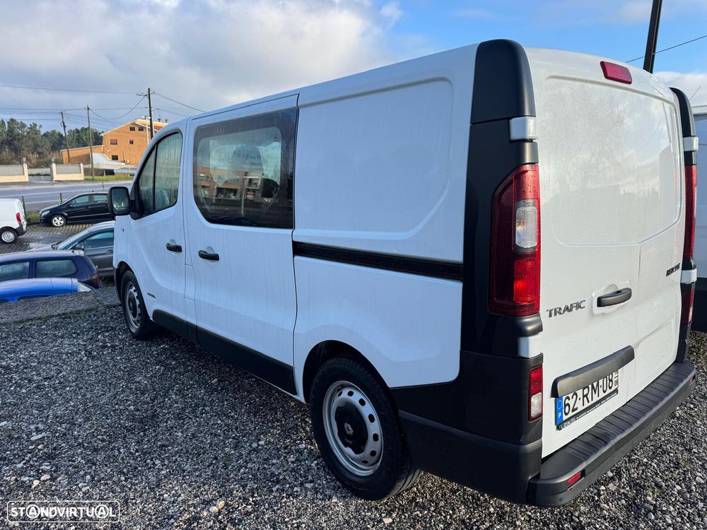 Renault TRAFIC DCI 140 - 8