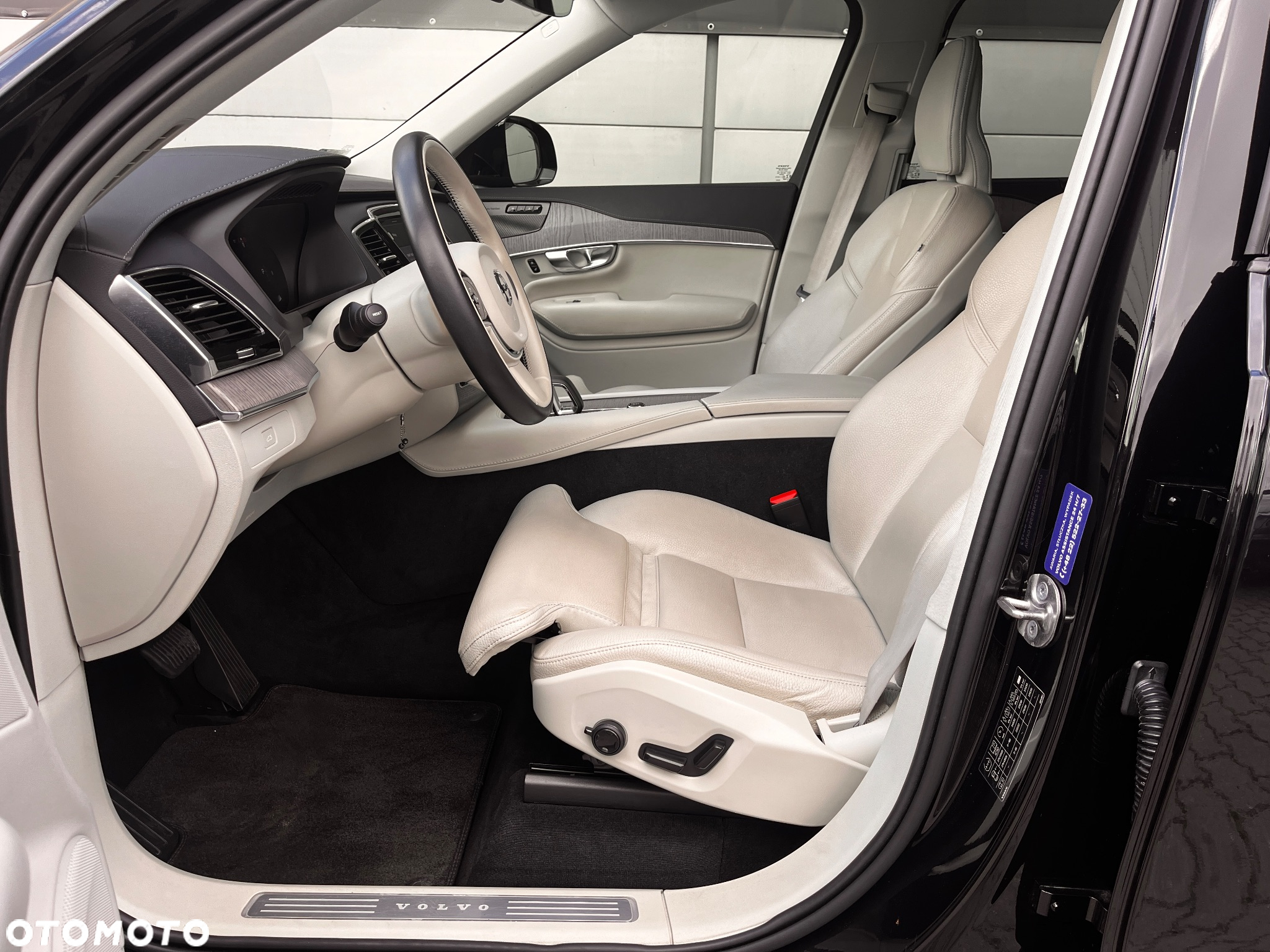 Volvo XC 90 - 24
