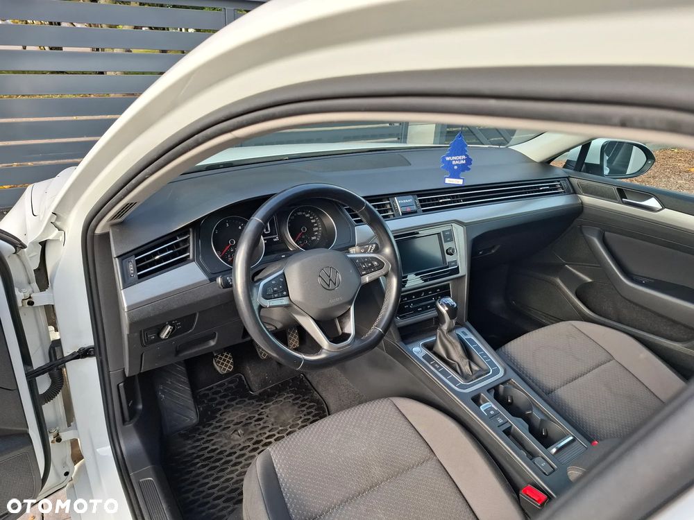 Volkswagen Passat 2.0 TDI EVO Elegance - 15