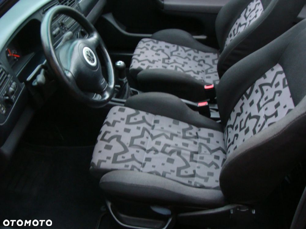 Volkswagen Golf Cabrio - 6