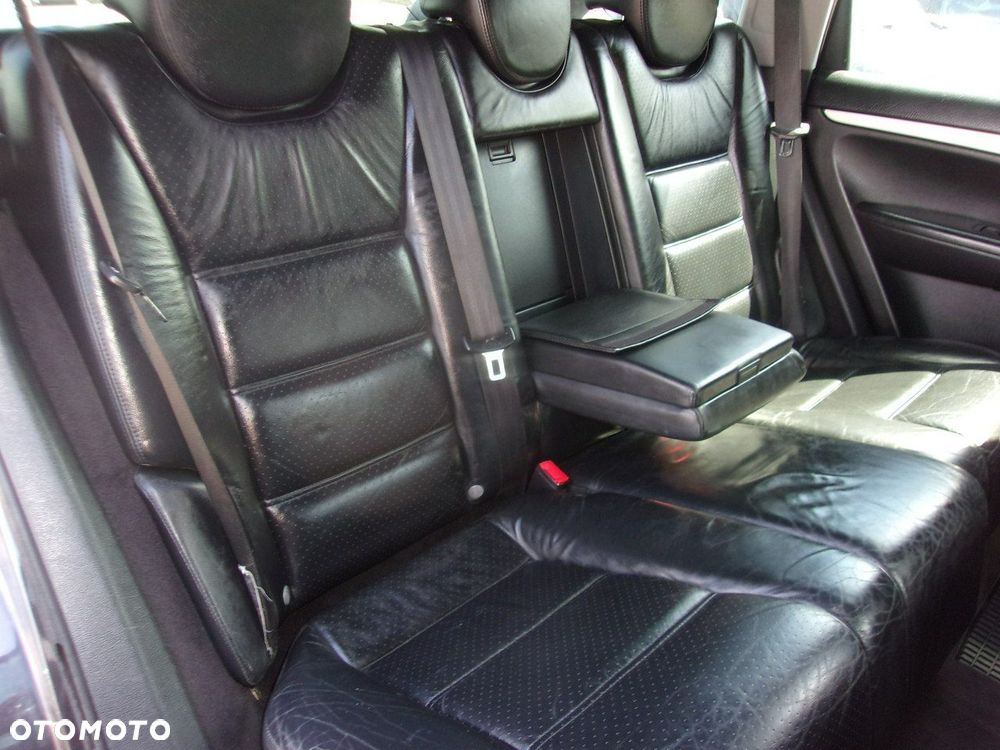 Porsche Cayenne - 25