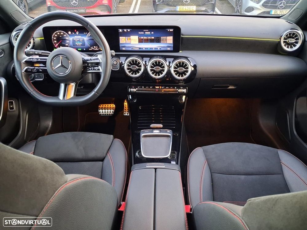 Mercedes-Benz A 250 - 17