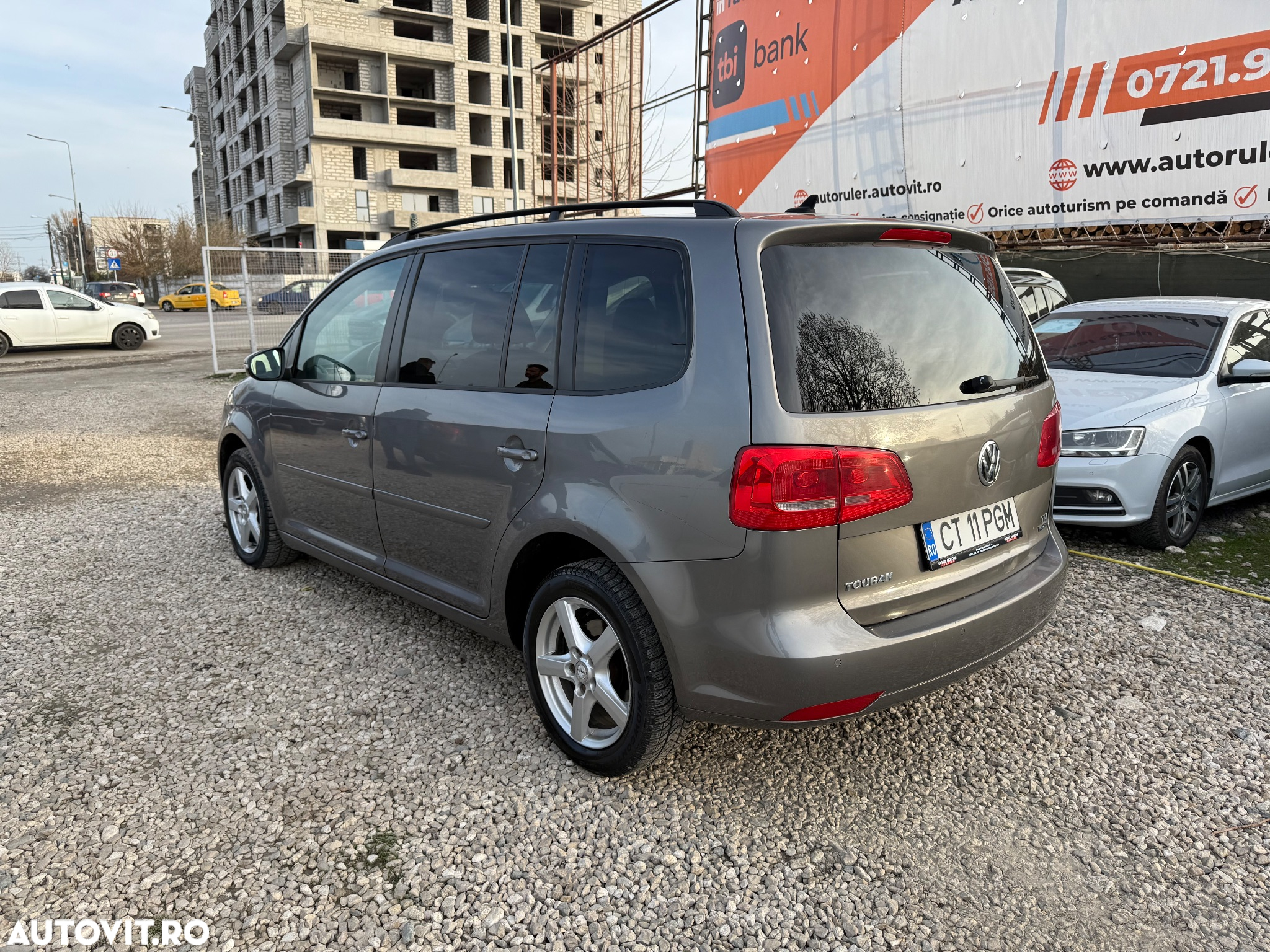 Volkswagen Touran 1.6 TDI SCR BlueMotion Technology Trendline - 3