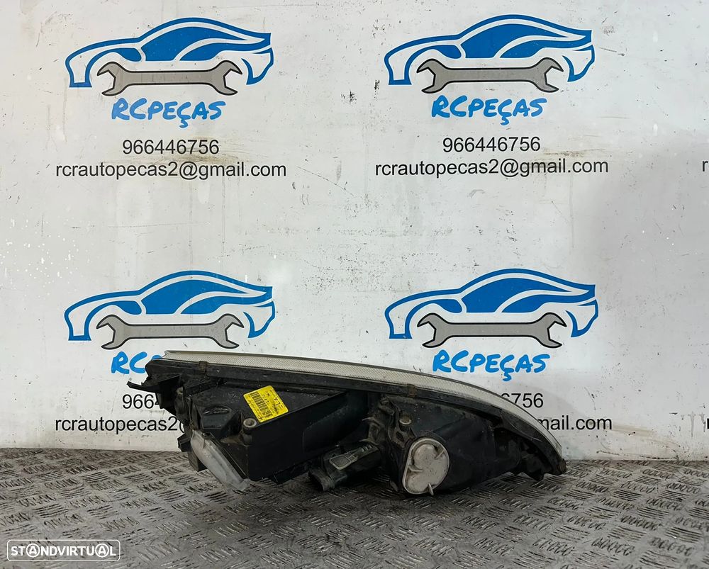 .Conjunto Farol Otica Frente Frontal Direita Esquerda Original Mistubishi Colt 8301A285 mr957356 2003 - 2013 - 13