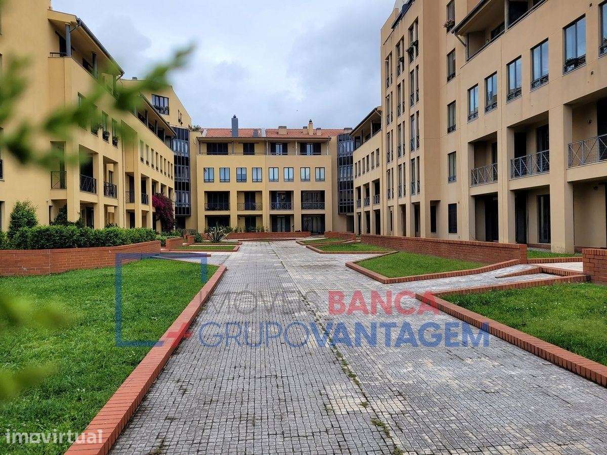 Apartamento T3 com estacionamento, no Amial, Porto - Grande imagem: 3/7