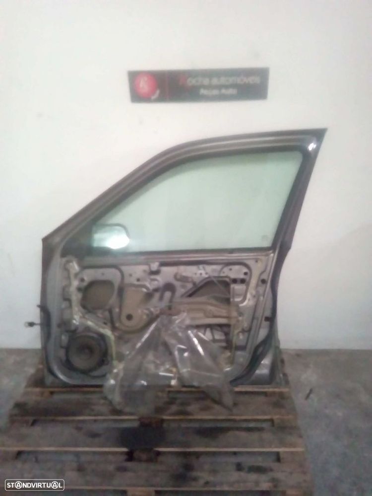 Elevador Frente Dto Nissan Primera (P11) - 2