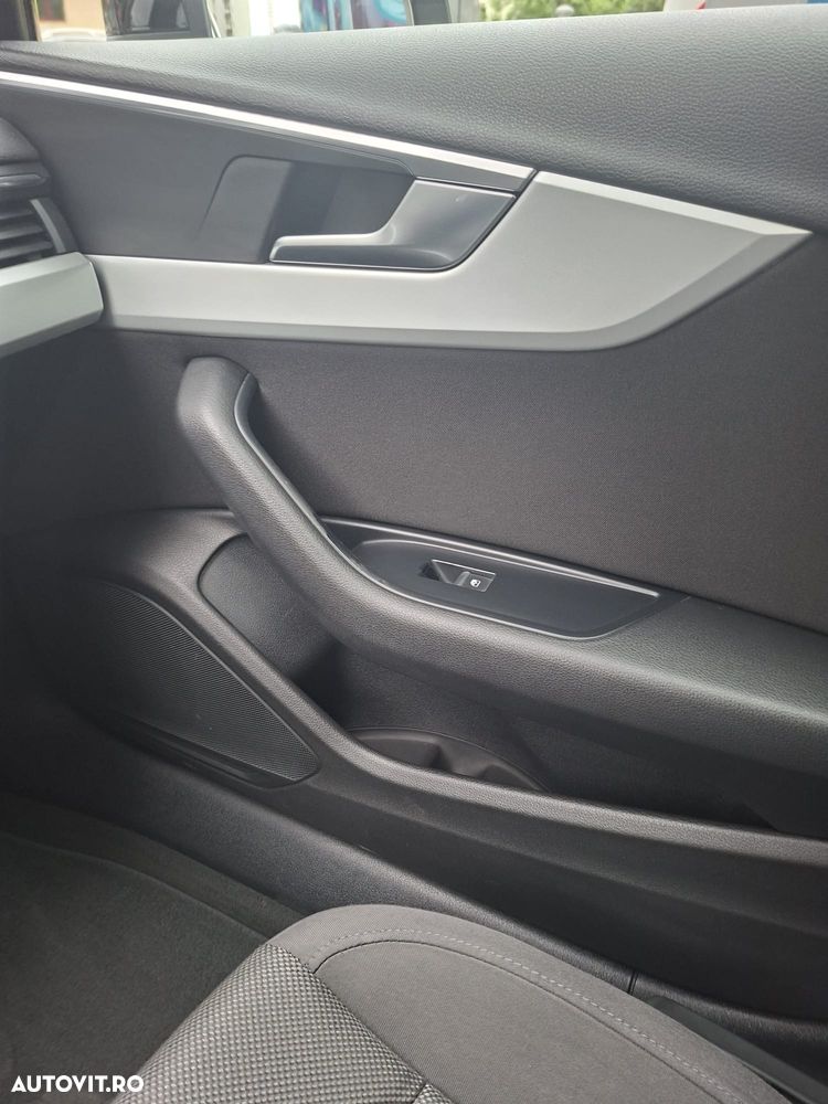 Audi A4 2.0 TDI S tronic - 17