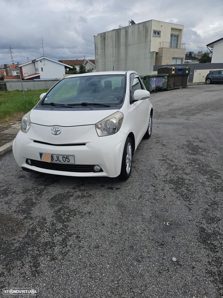 Toyota iQ 1.33 VVT-i 2 EP - 1