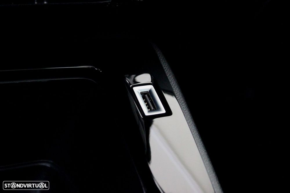 Peugeot 208 1.2 PureTech Allure Pack - 25