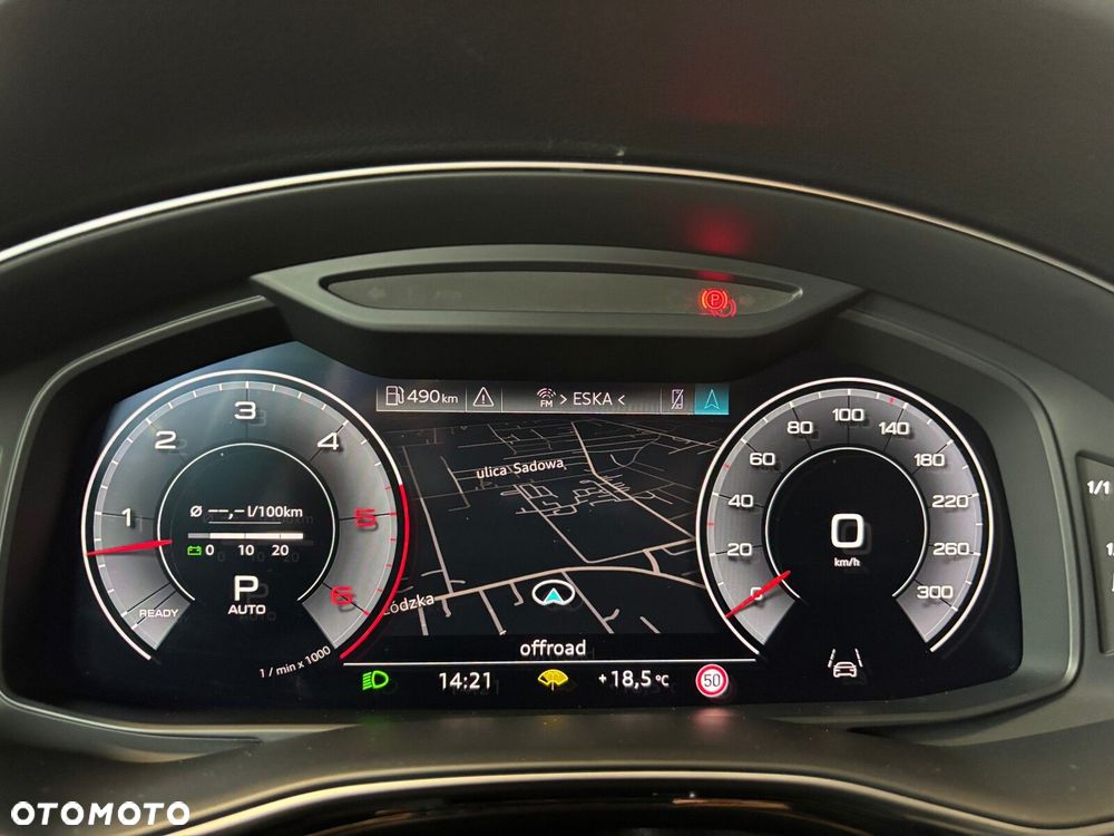 Audi Q8 - 16