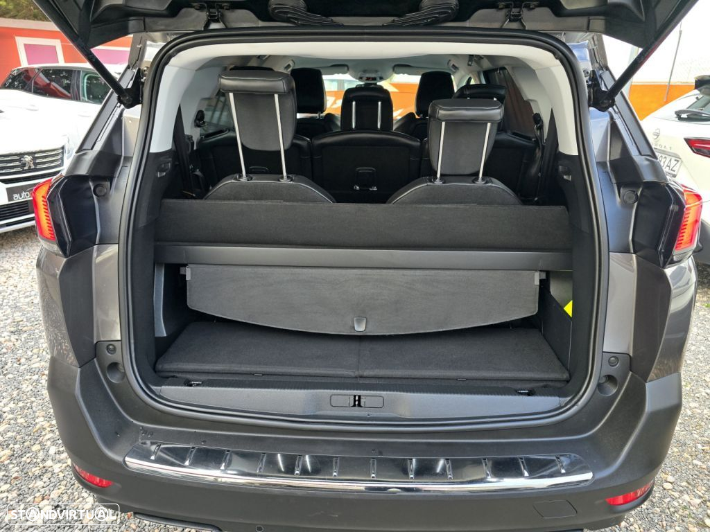Peugeot 5008 1.2 PureTech Allure - 21
