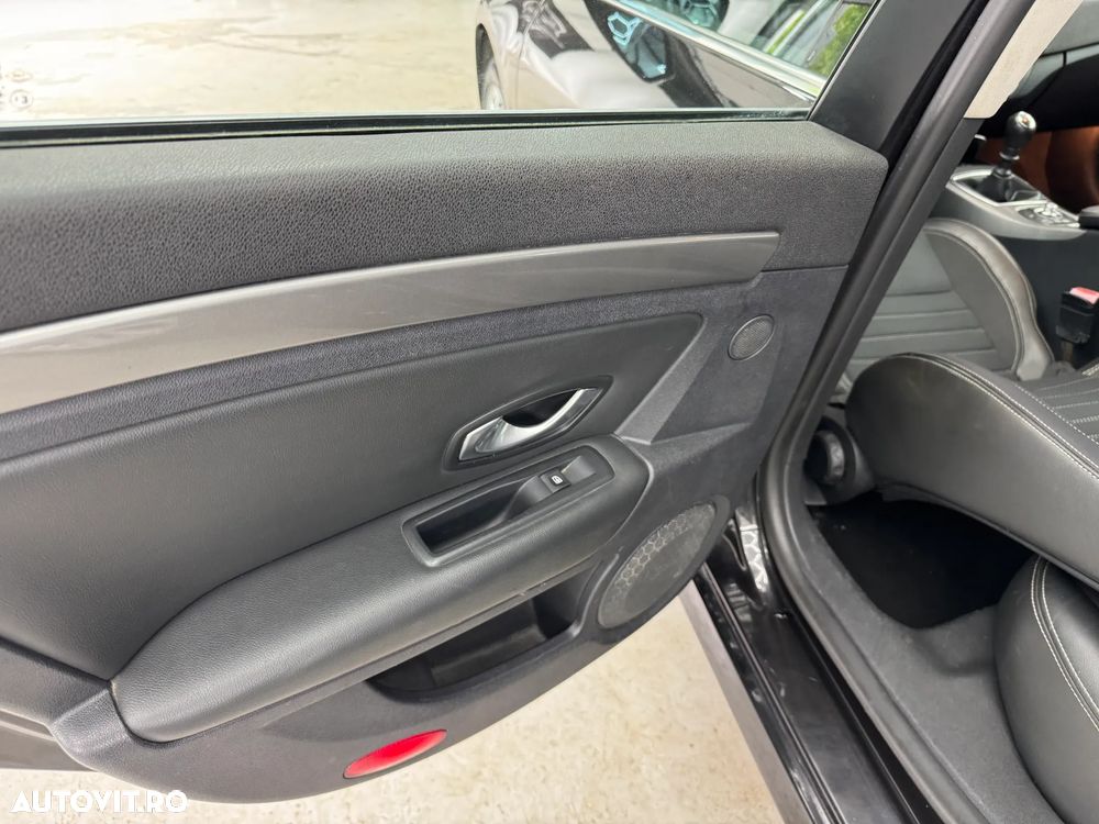 Renault Laguna dCi 150 FAP Aut. Dynamique - 16