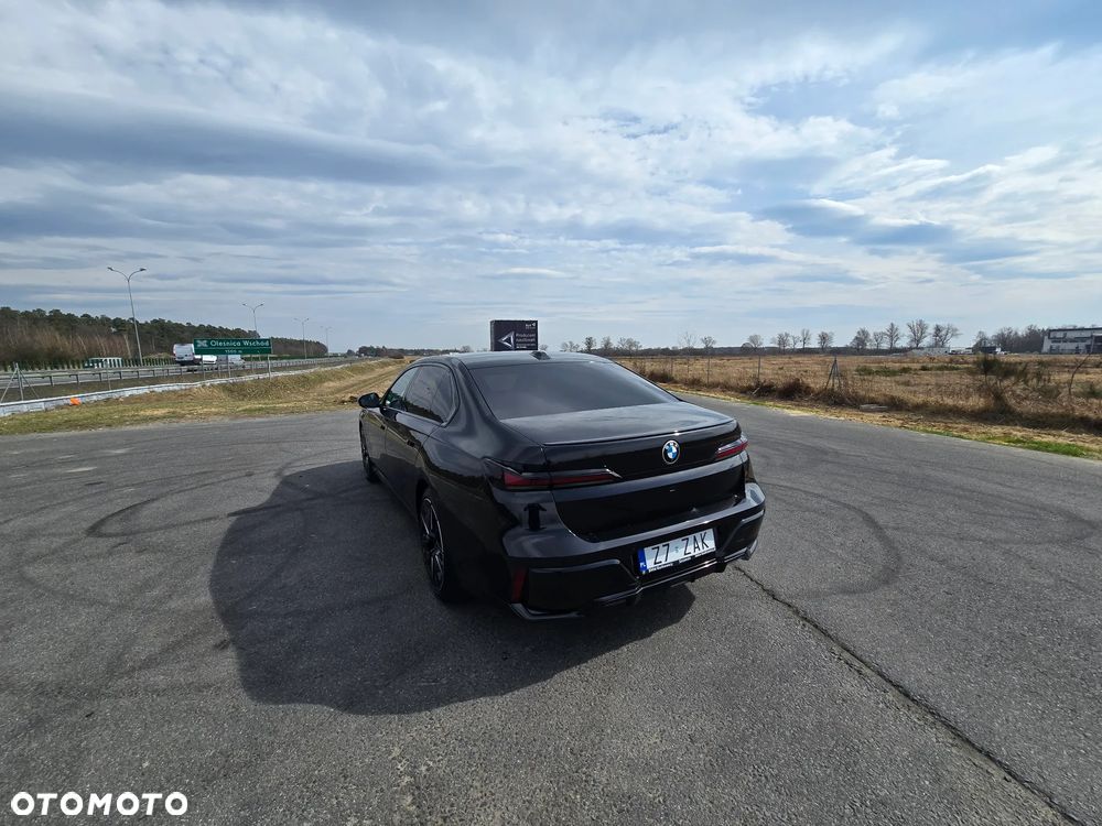 BMW Seria 7 - 5