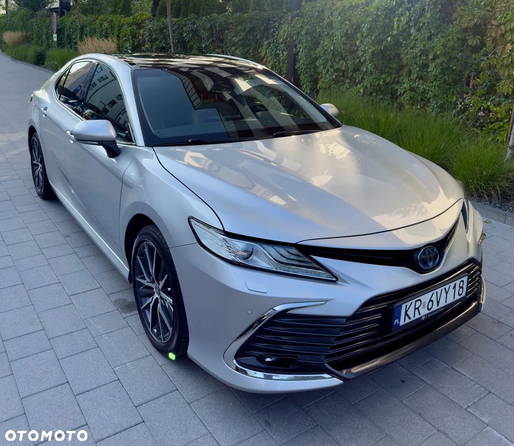 Toyota Camry 2.5 Hybrid Executive CVT - 10