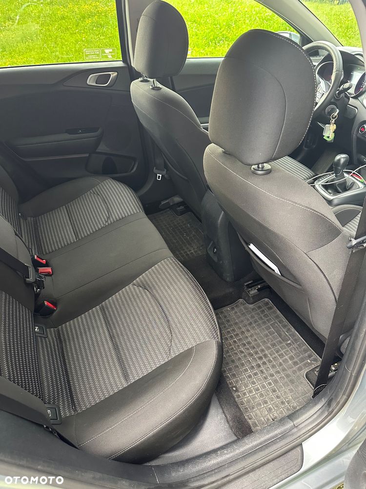 Kia Ceed 1.5 T-GDI M - 5