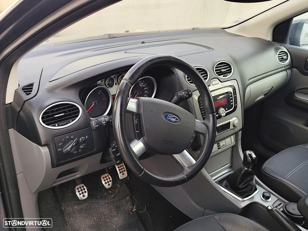 Ford Focus SW 1.6 TDCi Titanium - 14