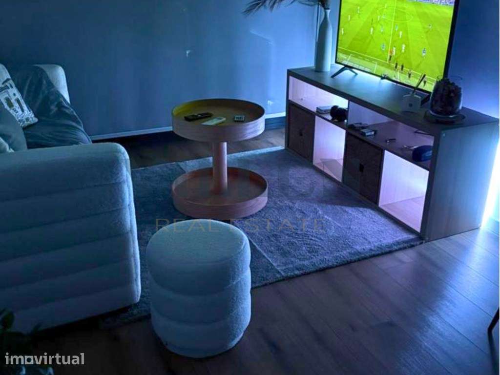 APARTAMENTO T1 NOVO E TOTALMENTE MOBILADO NA PÓVOA DE VARZIM - A 1 ... - Grande imagem: 5/8