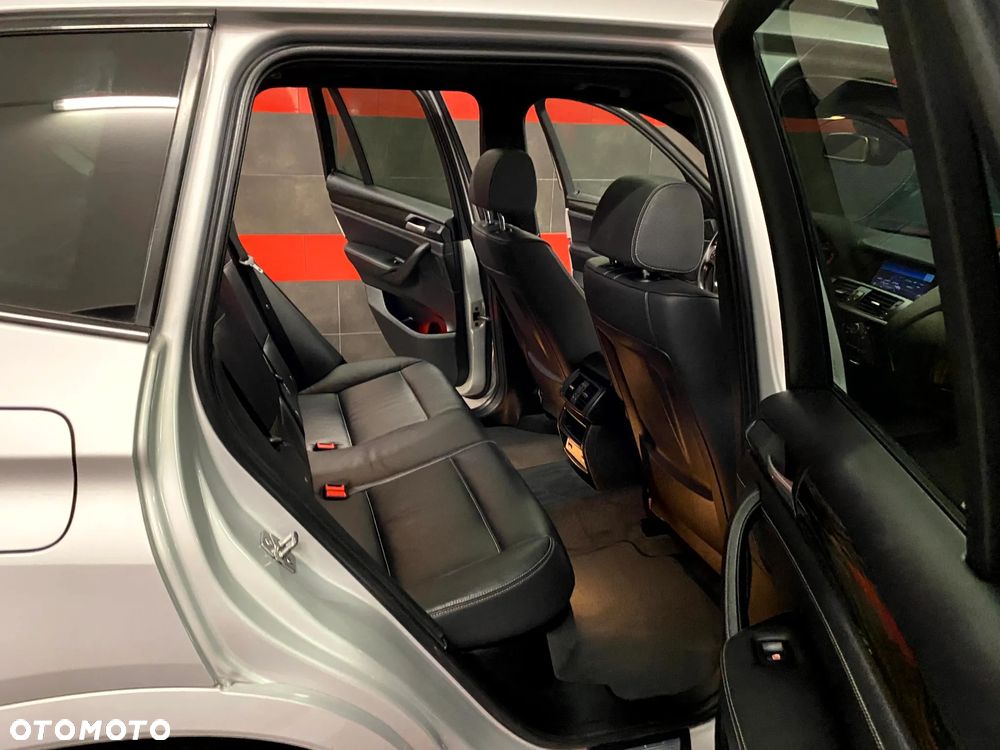 BMW X3 xDrive20d - 26