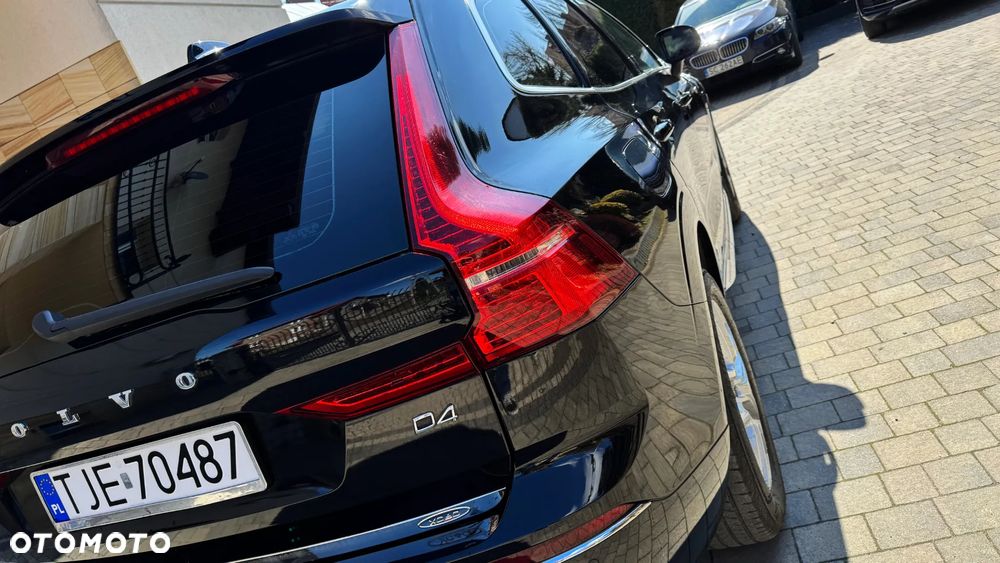 Volvo XC 60 D4 Momentum Pro - 10