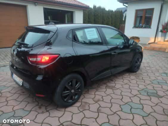 Renault Clio 1.2 16V 75 Experience - 6