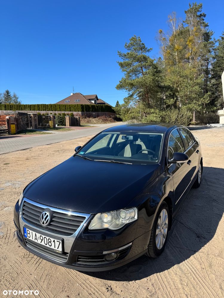 Volkswagen Passat 1.8 TSI Comfortline - 1