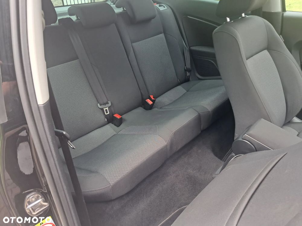 Volkswagen Polo 1.2 TSI Blue Motion Technology beats - 15
