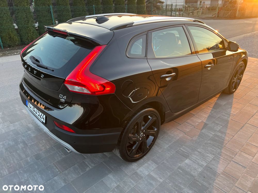Volvo V40 Cross Country D4 Geartronic Momentum - 16