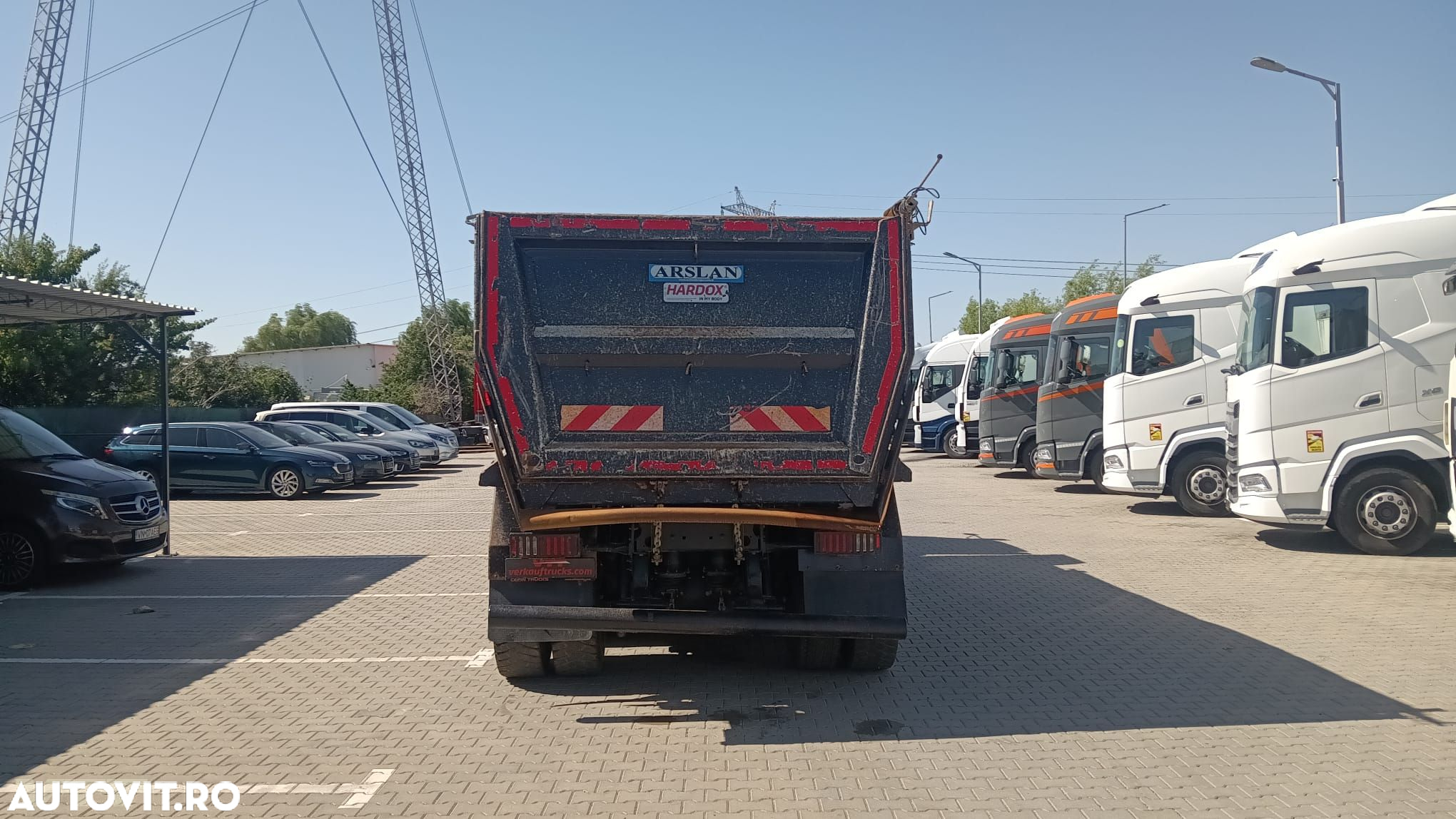 Ford CHM1 4142D8X4 - 8
