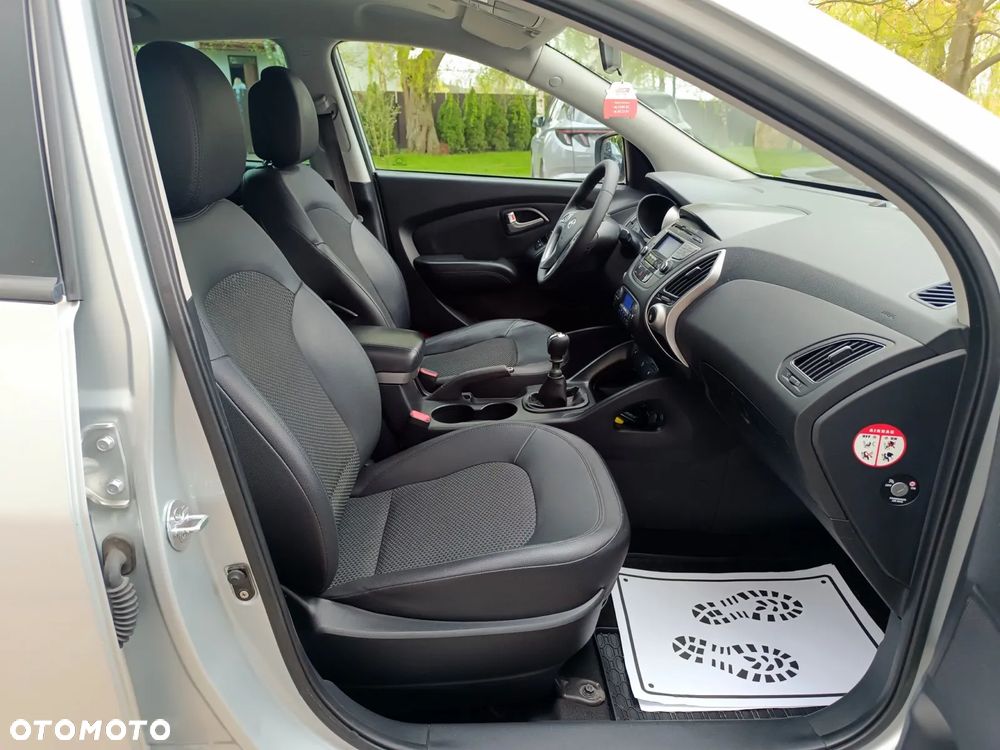 Hyundai ix35 1.7 CRDi 2WD blue Comfort - 32