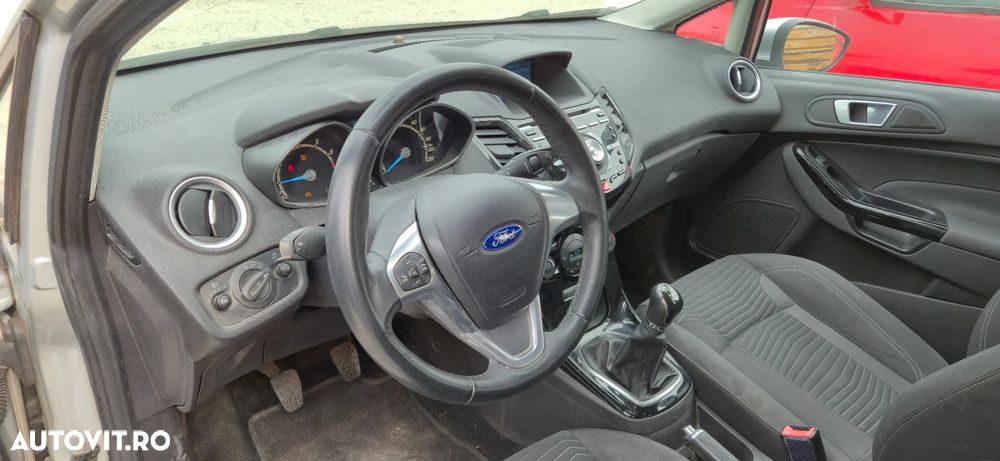 Ford Fiesta 1.0 EcoBoost Start-Stop Titanium - 10