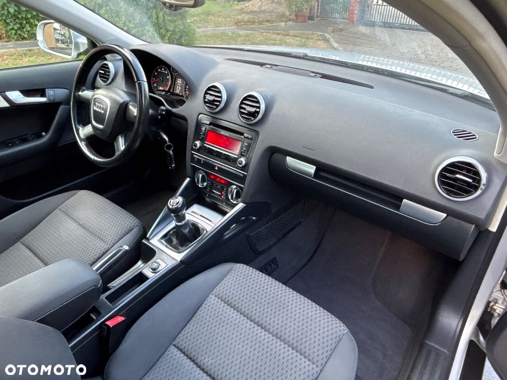 Audi A3 Sportback 1.2 TFSI Ambition - 37